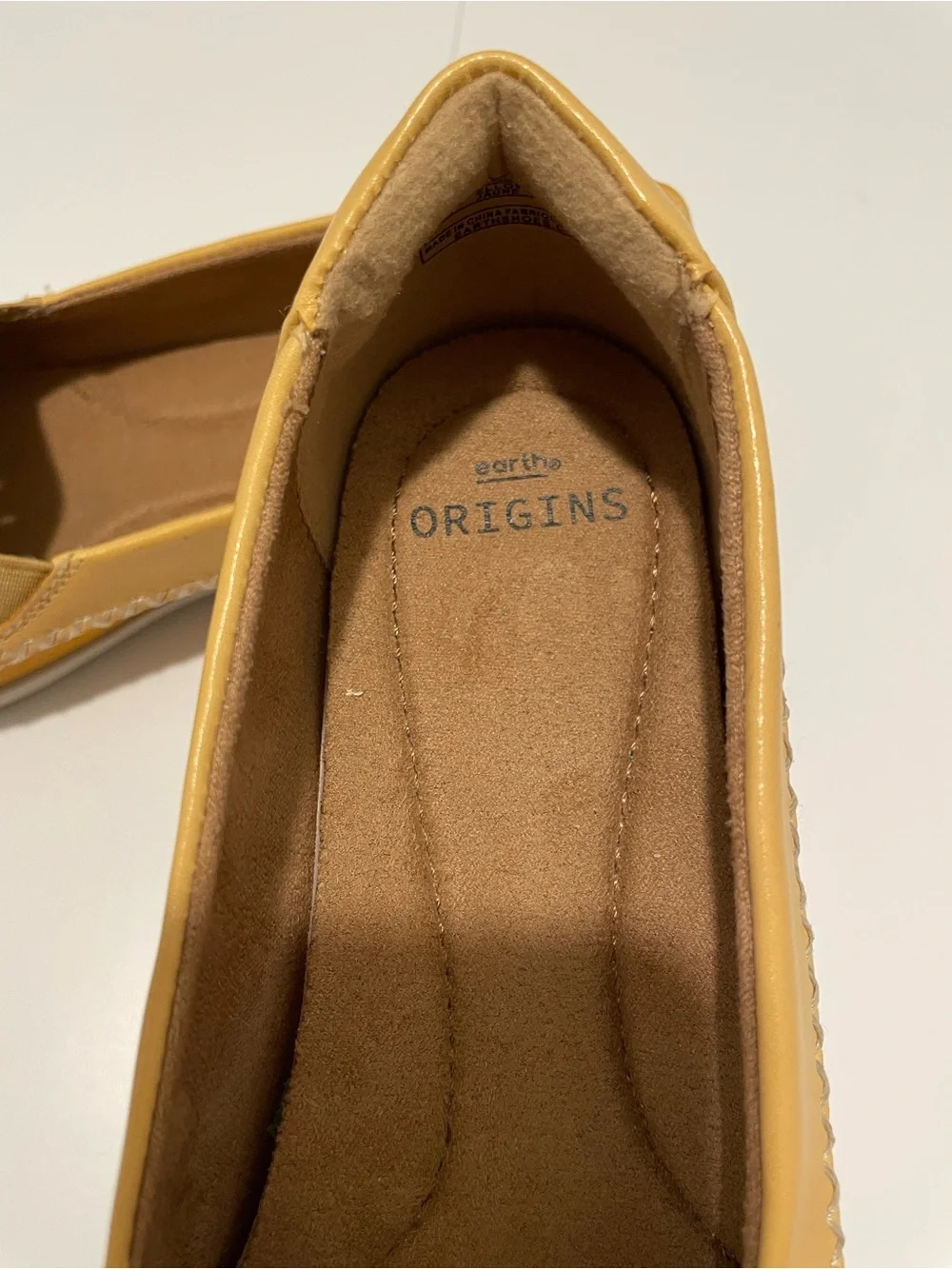 Earth Origins Brand Women's 10 Leather Whipstitch Slip-Ons Freya Sand Yellow - Picture 6 of 6